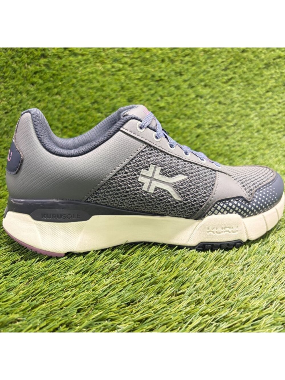 Kuru Quantum 2.0 Women Size 7D Gray Purple White Athletic Running Shoes Sneakers